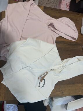 Skims cropped Pink and White Hooded Sweatshirt and jacket set bothCROPPED